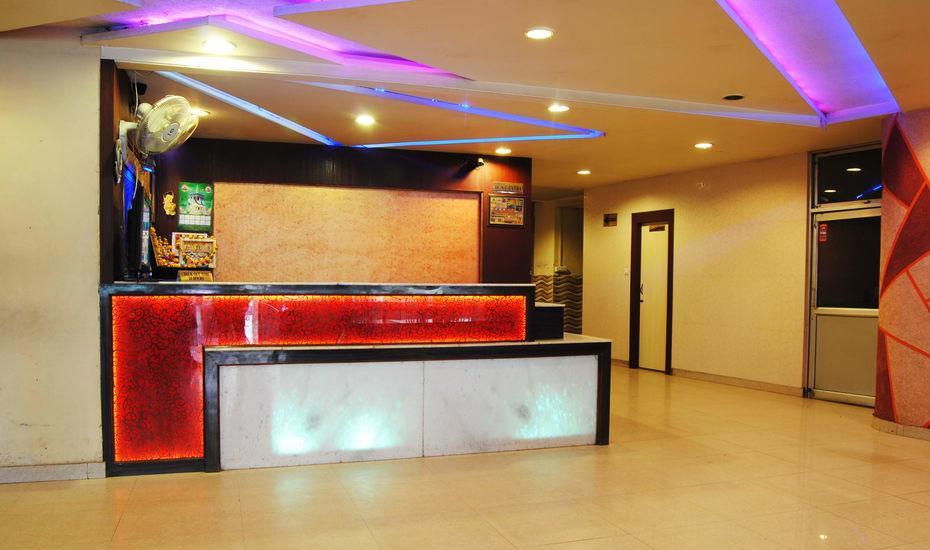 Hotel Pakeeza 阿杰梅尔 外观 照片