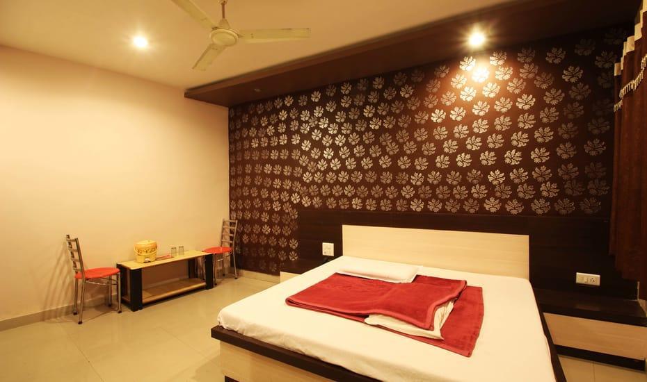 Hotel Pakeeza 阿杰梅尔 外观 照片