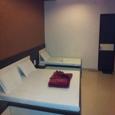 Hotel Pakeeza 阿杰梅尔 外观 照片